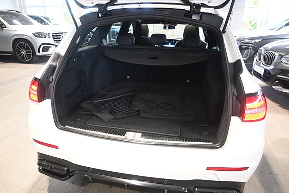 Mercedes-Benz E63 15 of 28