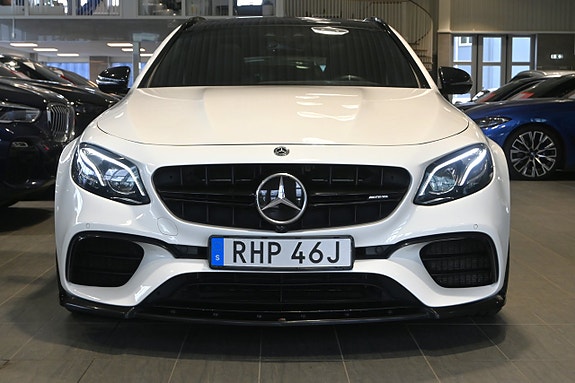 Mercedes-Benz E63 5 of 5