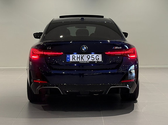 BMW i4 4 of 5