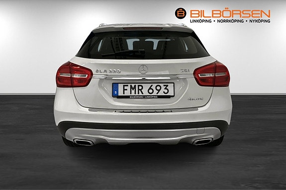 Mercedes-Benz GLA220 5 of 5