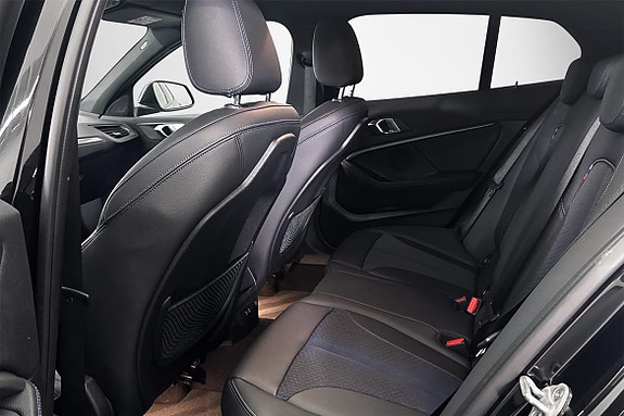 BMW 118i 5 of 5