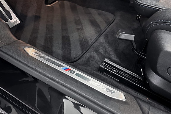 BMW 118i 14 of 15
