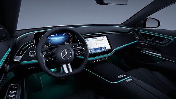 Mercedes-Benz E400 e 10 of 16