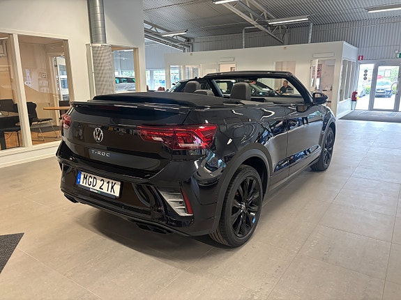 Volkswagen T-Roc 4 of 21