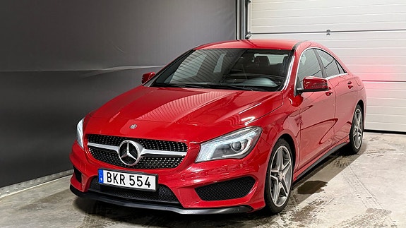 Mercedes-Benz CLA220 3 of 5