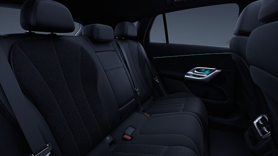 Mercedes-Benz GLC400 14 of 16