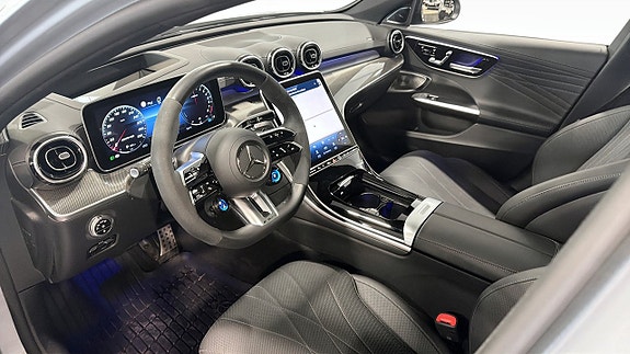 Mercedes-Benz C63 7 of 12