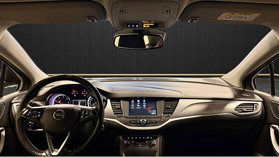 Opel Astra 7 of 9