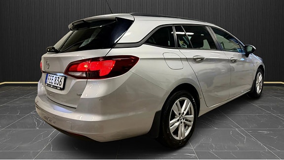 Opel Astra 4 of 5