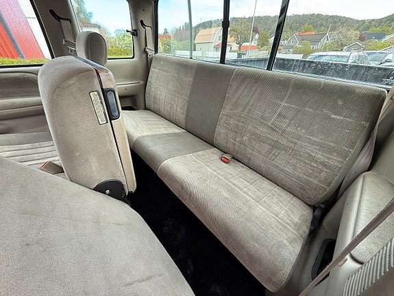 Dodge RAM 2500 13 of 13