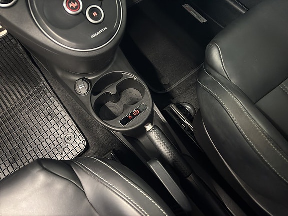 Abarth 595C 22 of 24