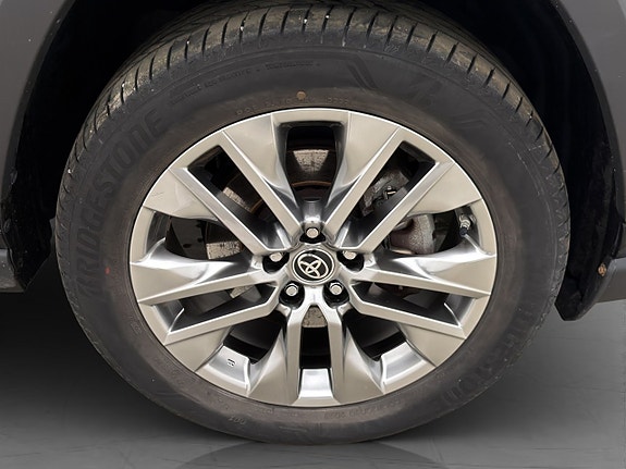 Toyota RAV4 29 of 30