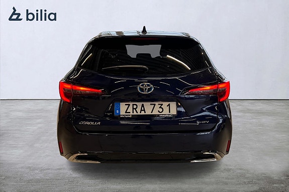 Toyota Corolla 5 of 5