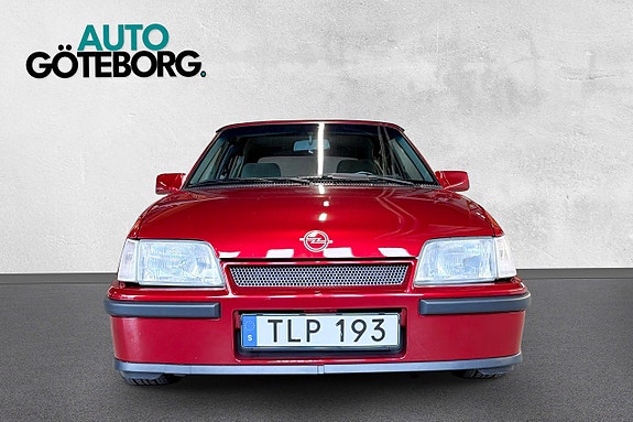 Opel Kadett 8 of 17