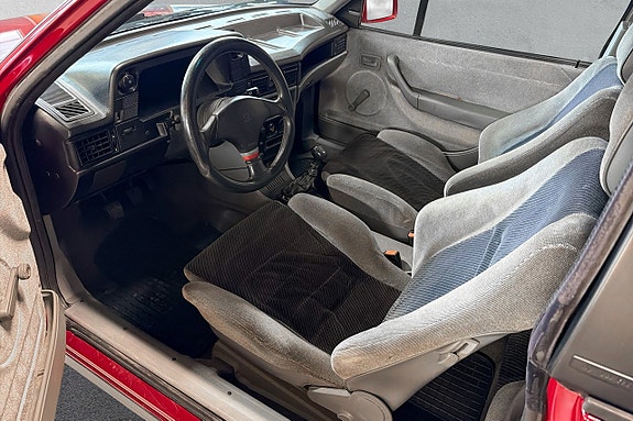 Opel Kadett 10 of 17