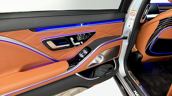Mercedes-Benz S-Klass 10 of 13