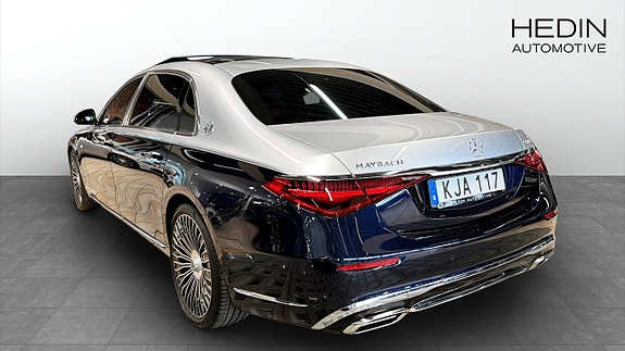 Mercedes-Benz S-Klass 7 of 13