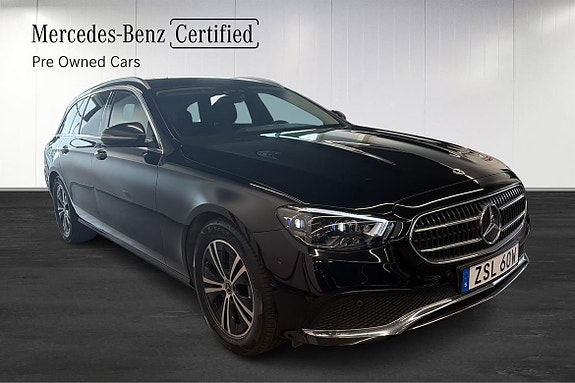 Mercedes-Benz E220 2 of 24