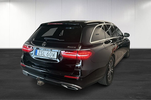 Mercedes-Benz E220 4 of 24
