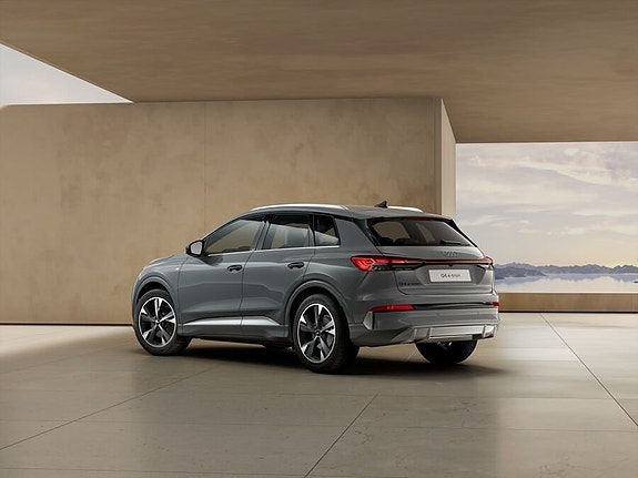 Audi Q4 e-tron 6 of 10