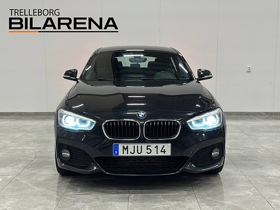 BMW 118d 3 of 5