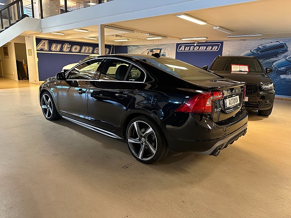 Volvo S60 8 of 18