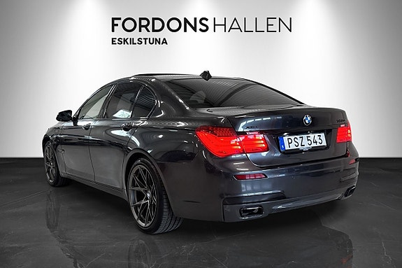 BMW 750d 5 of 5