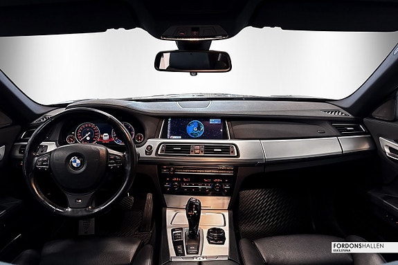 BMW 750d 16 of 27