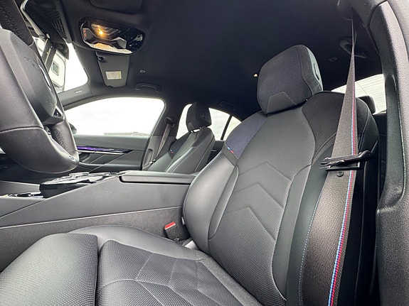 BMW 530e 5 of 24