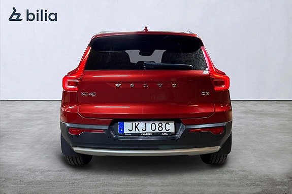 Volvo XC40 5 of 5