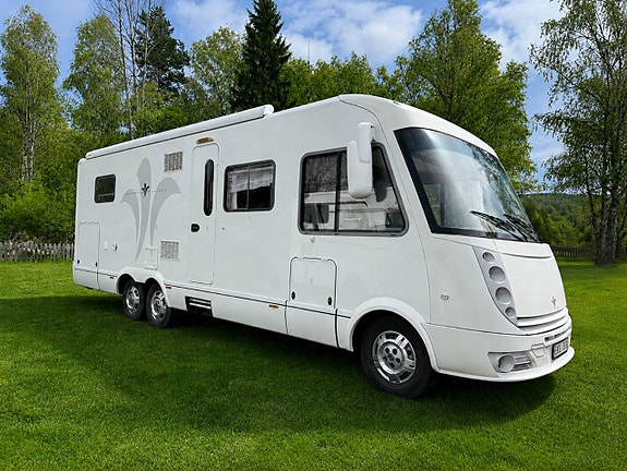 Niesmann + Bischoff Arto 83 F – Alde