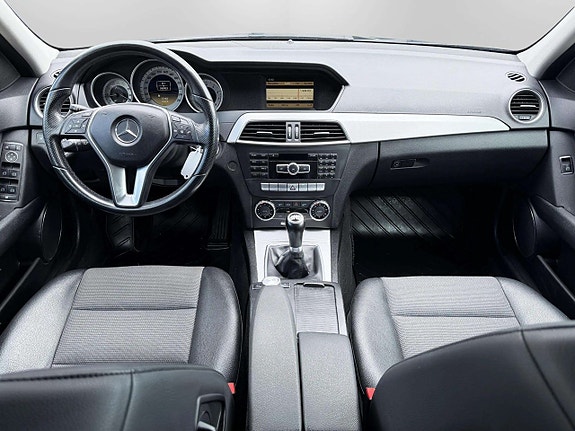 Mercedes-Benz C180 19 of 22