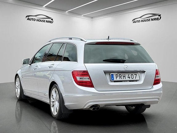 Mercedes-Benz C180 8 of 22