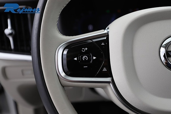 Volvo V90 10 of 27