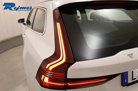 Volvo V90 17 of 27