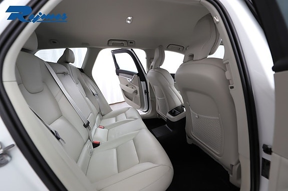 Volvo V90 7 of 27