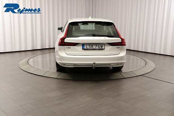 Volvo V90 20 of 27