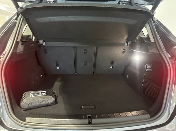 BMW 225xe 7 of 17