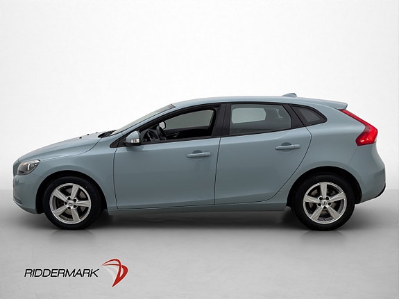 Volvo V40 4 of 5