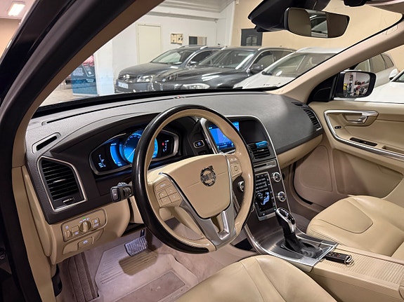 Volvo XC60 5 of 20