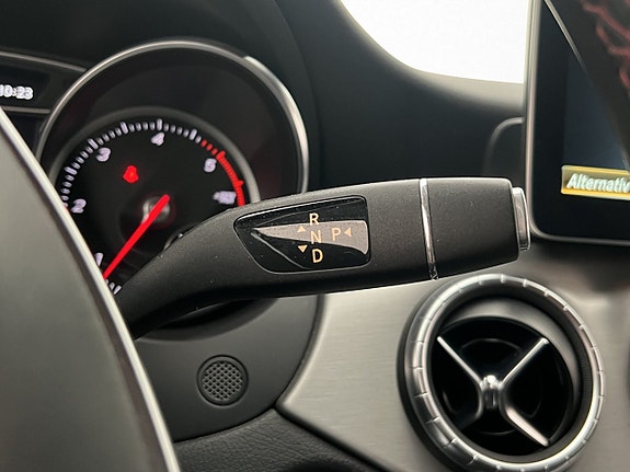 Mercedes-Benz CLA220 d 20 of 30