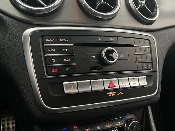 Mercedes-Benz CLA220 d 25 of 30