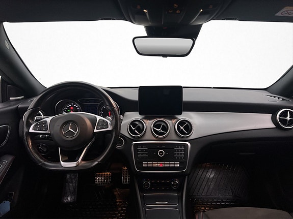 Mercedes-Benz CLA220 d 13 of 30