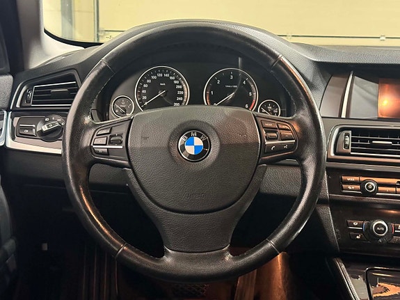 BMW 520d 14 of 19