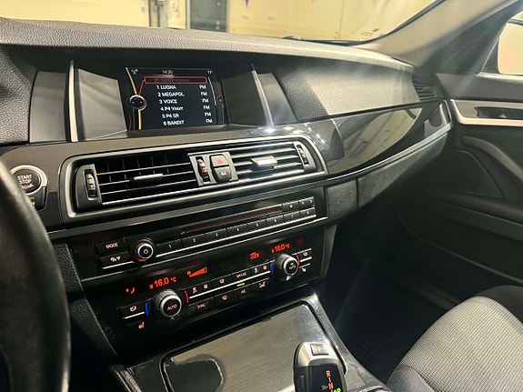 BMW 520d 16 of 19