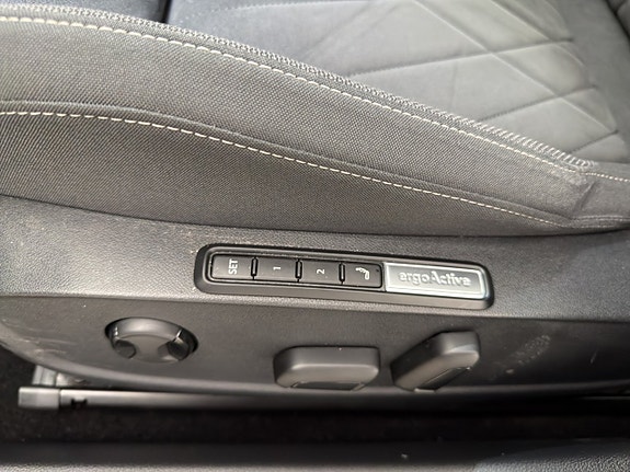 Volkswagen Golf I 26 of 30