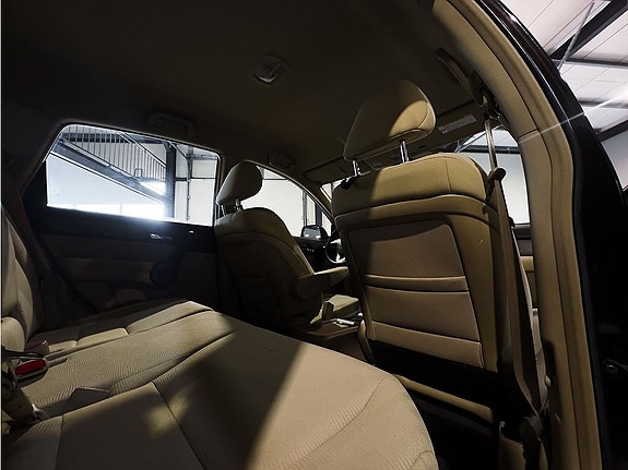 Honda CR-V 13 of 15