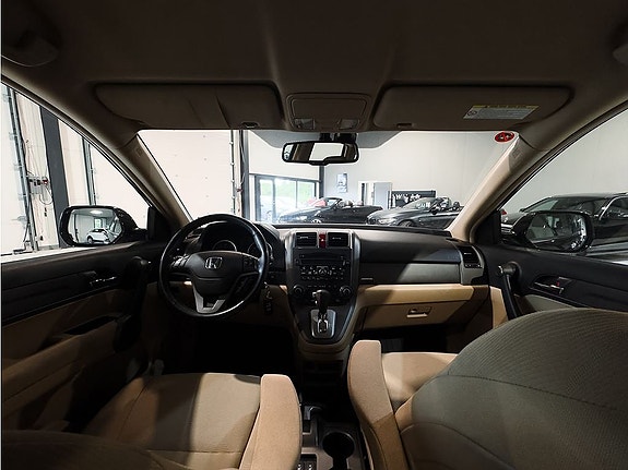 Honda CR-V 9 of 15