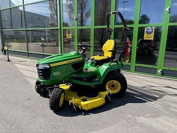 John Deere X 949