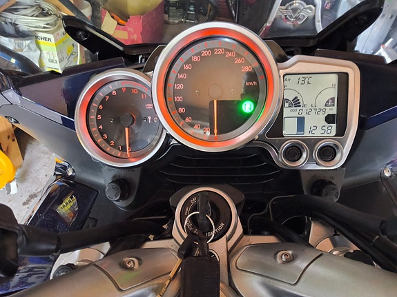 Yamaha FJR1300 2 of 2